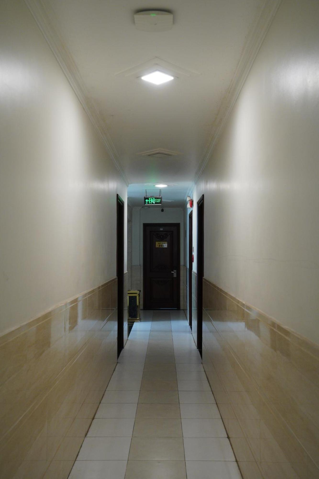 Sumi Hotel Go Vap Ho Chi Minh-stad Buitenkant foto